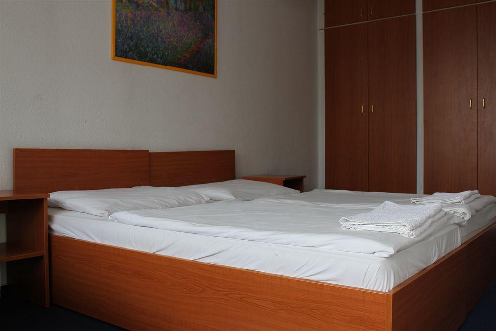 Romai Hotel Budapest Exterior photo